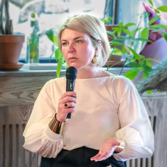 Alina FROLOVA